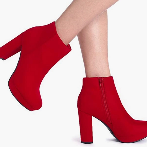 NWOT DREAM PAIRS WOMAN HIGH HEELS STOMP BOOTS SIZE 10 - Picture 4 of 5